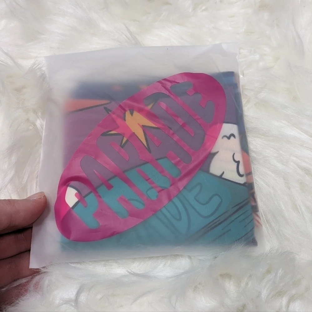 NWT Limited‎ Edition ggggrimes x Parade Inclusive Oversized Satin Scarf
